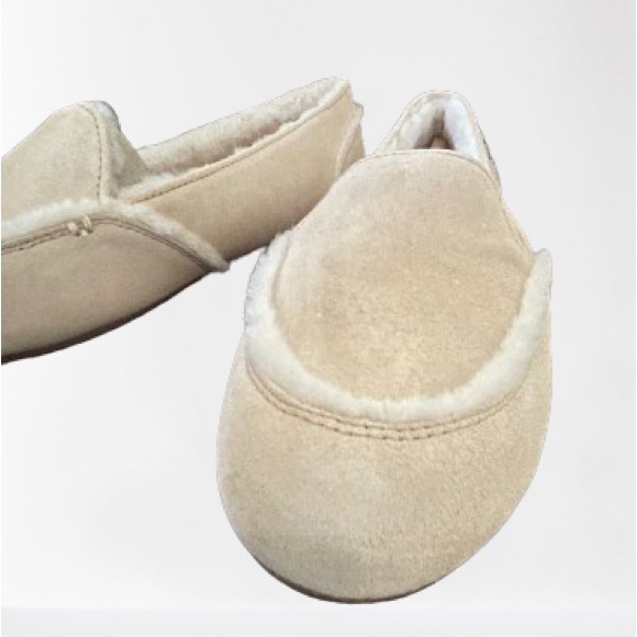 UGG Women’s Hailey Loafer Slippers 10 - Picture 3 of 4